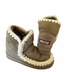 Mou Short Suede Boots in olive  with Cream Trim 7